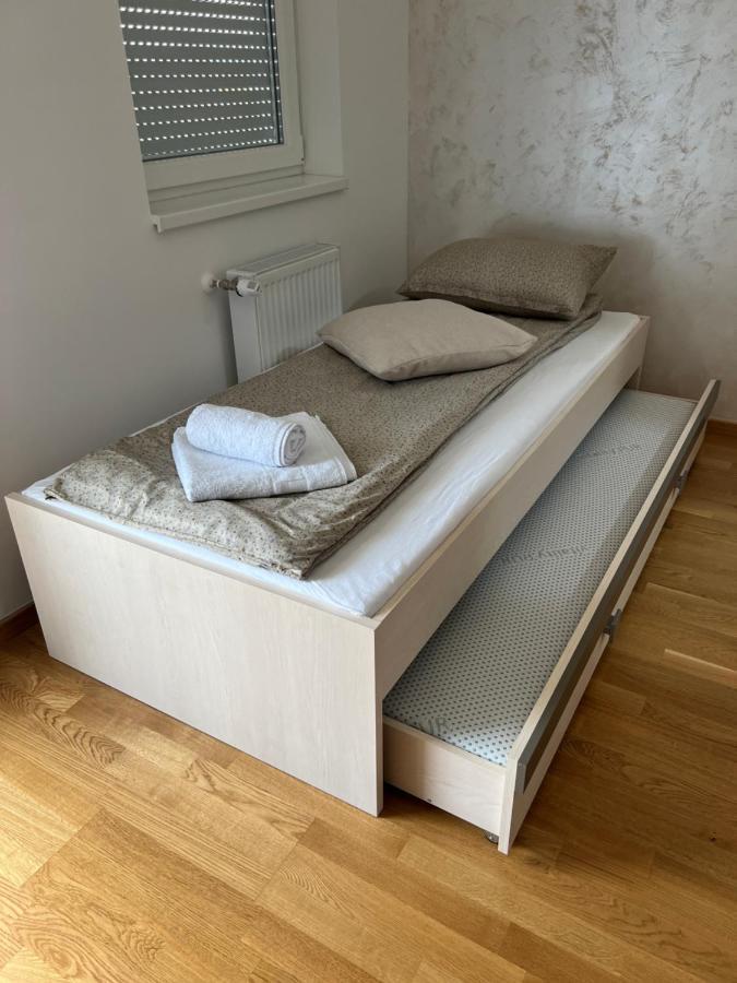 Apartman Didi-Free Parking Novi Sad Buitenkant foto
